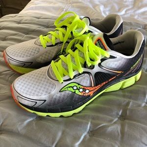 Saucony Kinvarna 6 natural series size 9